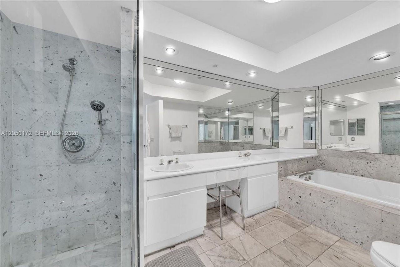 16400 Collins Ave, Unit 342, Sunny Isles Beach, FL 33160 Photo