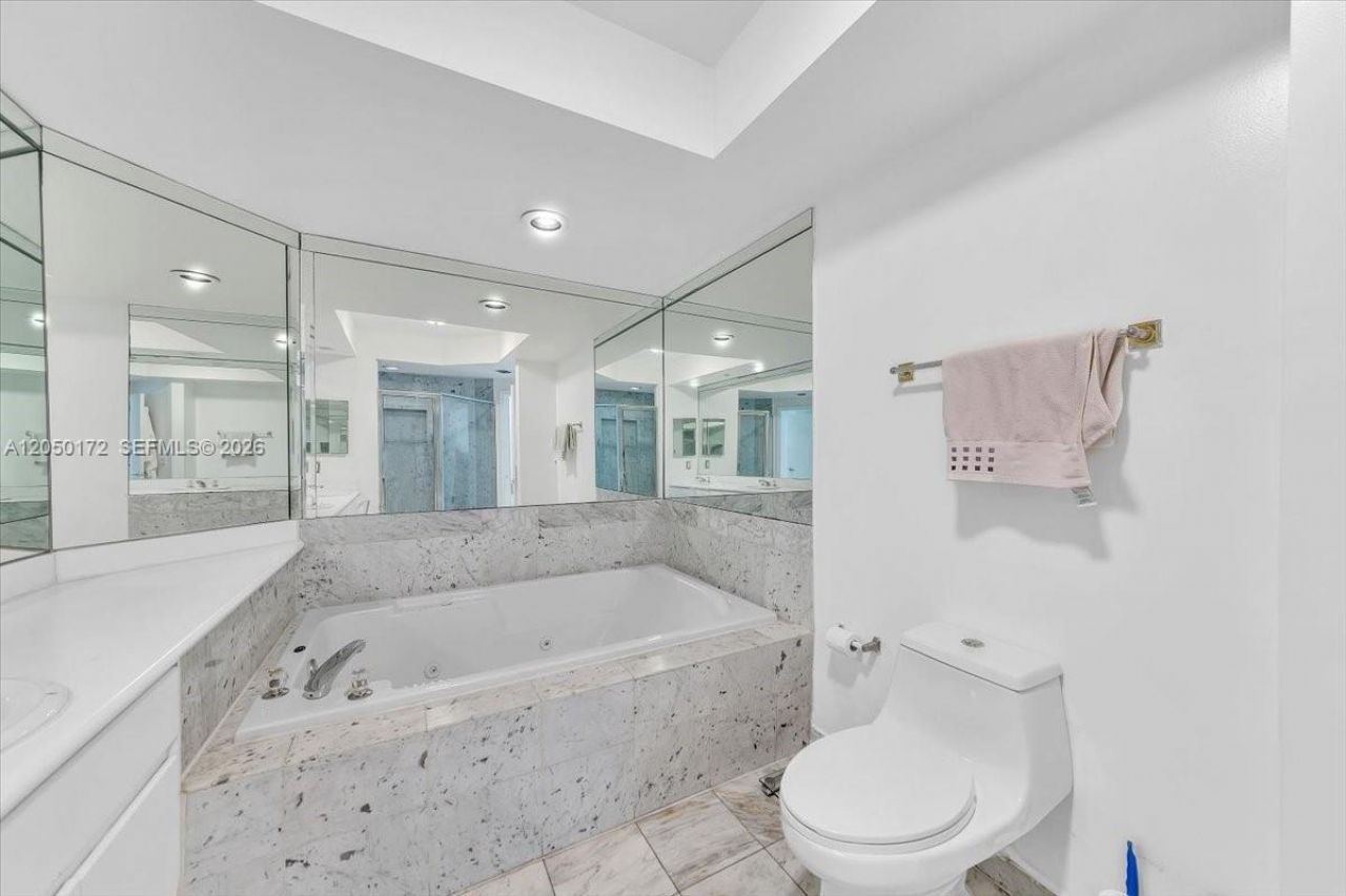 16400 Collins Ave, Unit 342, Sunny Isles Beach, FL 33160 Photo