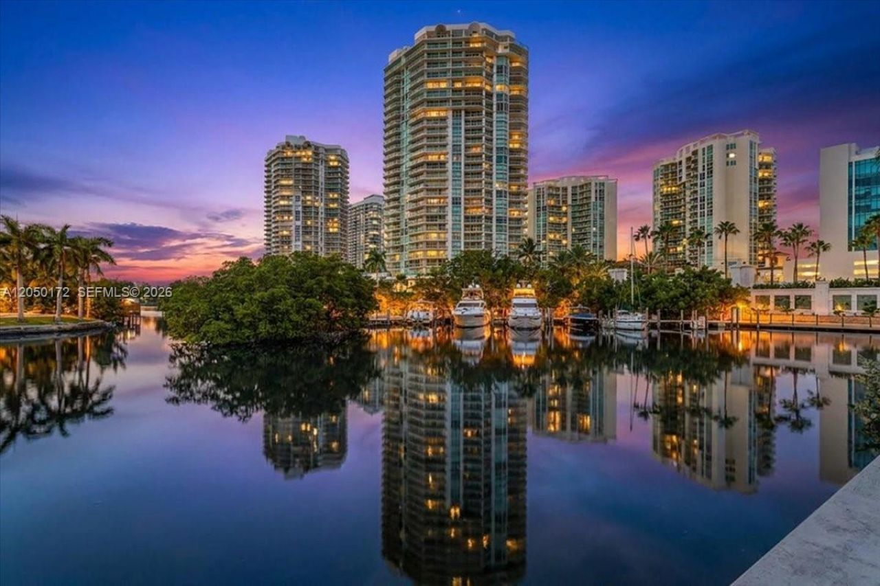 16400 Collins Ave, Unit 342, Sunny Isles Beach, FL 33160 Photo