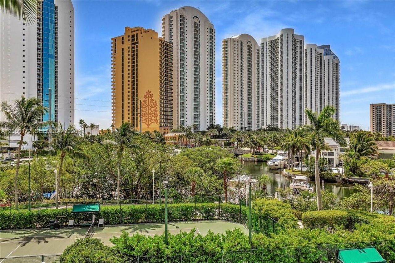 16400 Collins Ave, Unit 342, Sunny Isles Beach, FL 33160 Photo