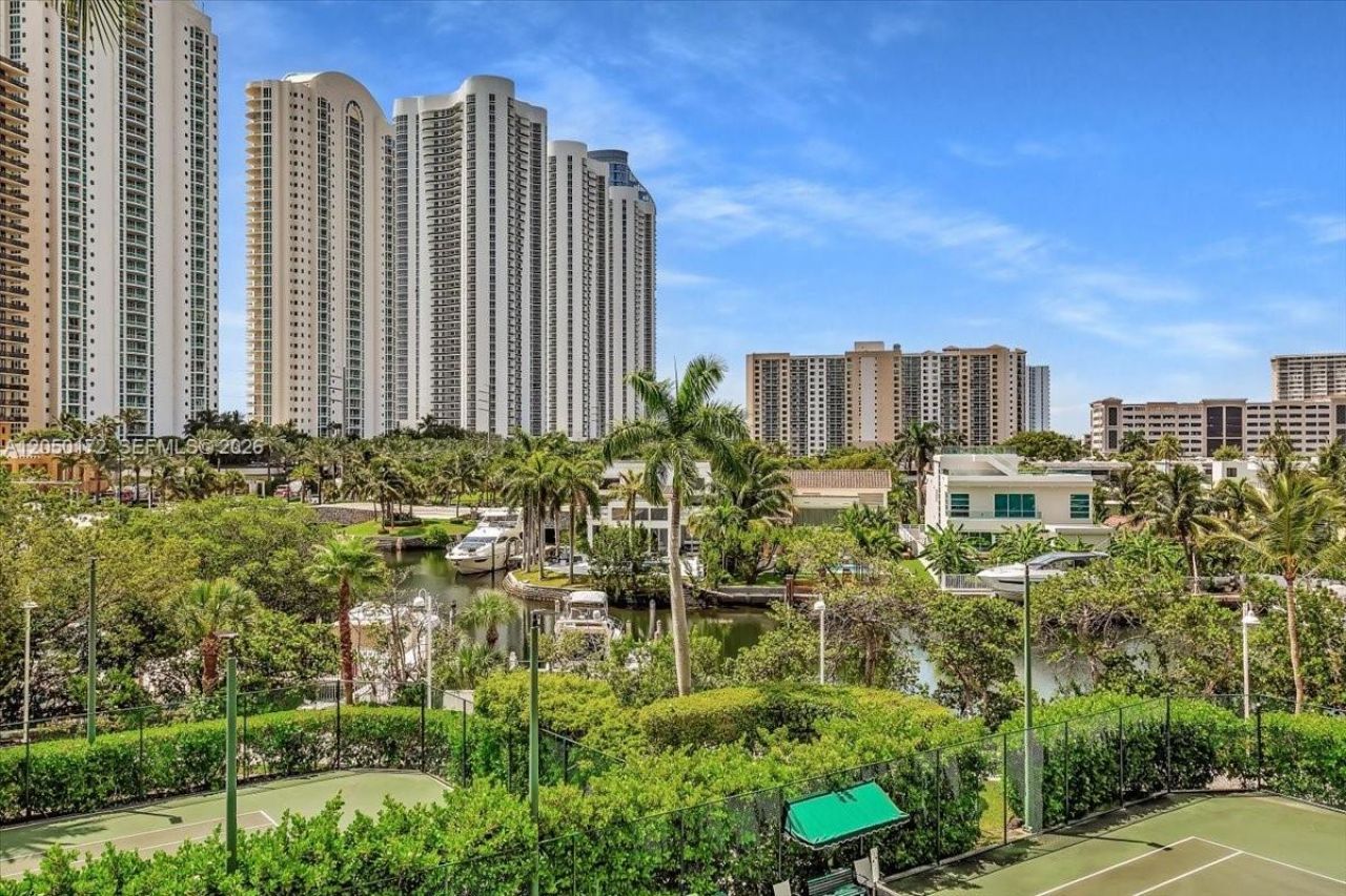 16400 Collins Ave, Unit 342, Sunny Isles Beach, FL 33160 Photo