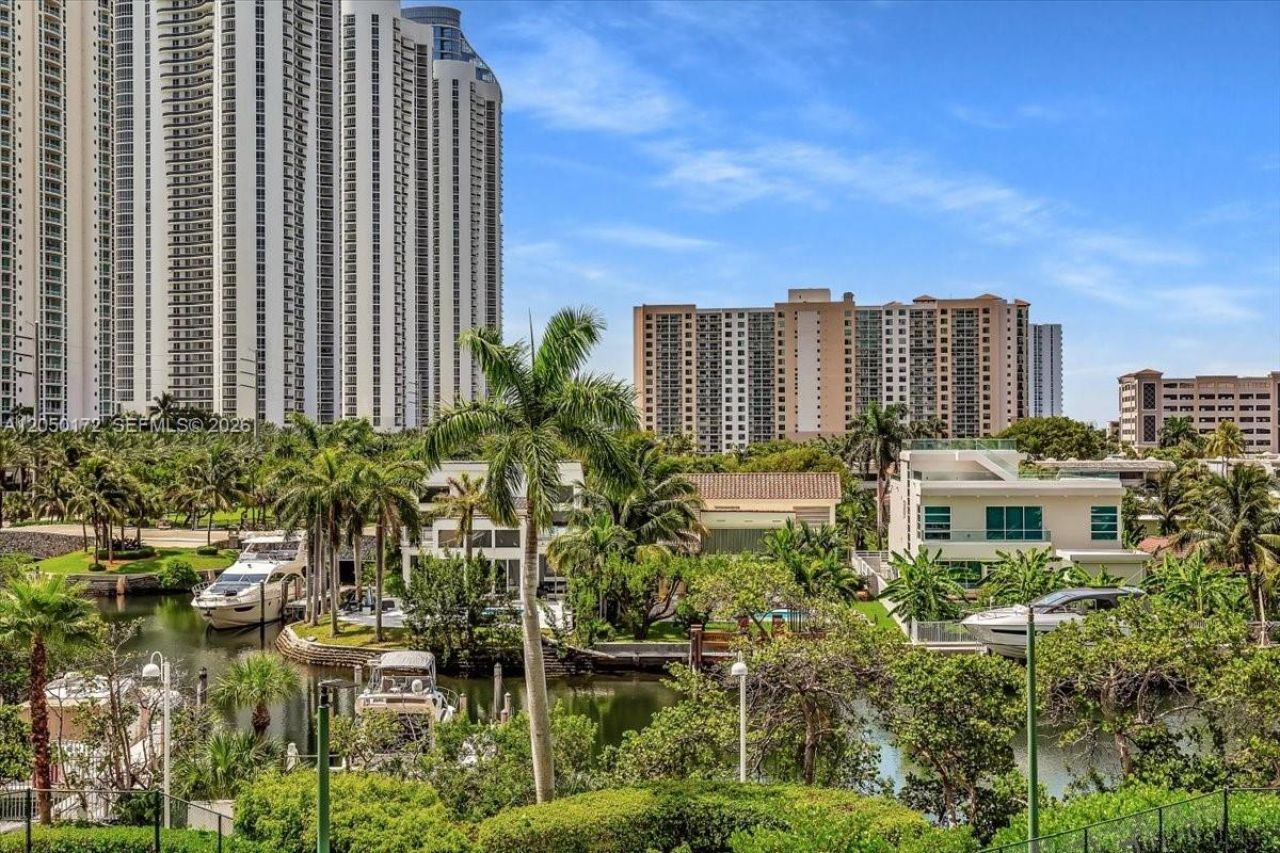 16400 Collins Ave, Unit 342, Sunny Isles Beach, FL 33160 Photo