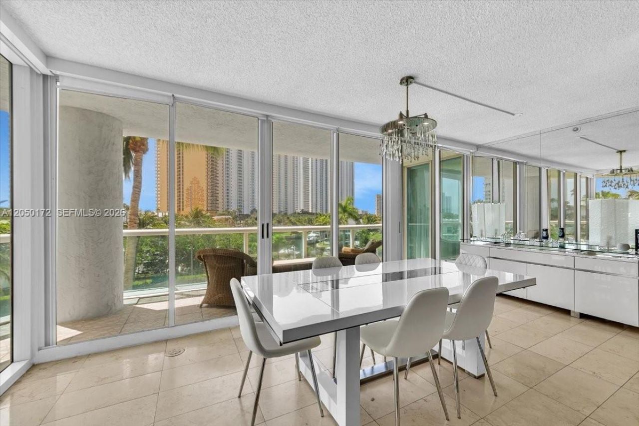 16400 Collins Ave, Unit 342, Sunny Isles Beach, FL 33160 Photo