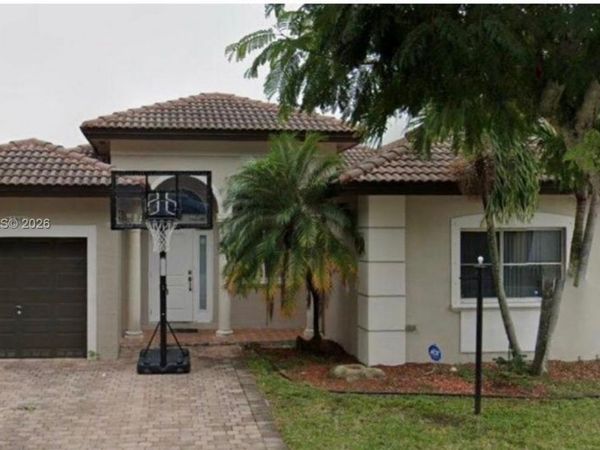 22901 SW 114th Ave , Miami, FL 33170