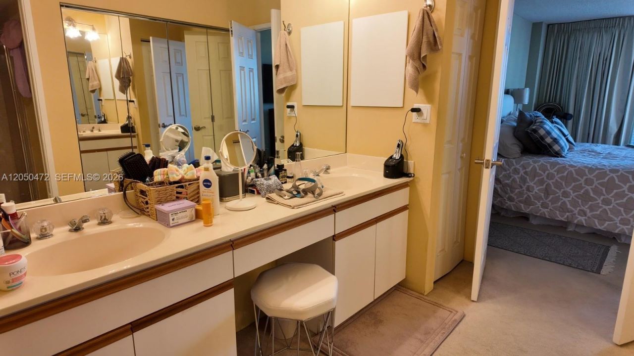 3600 Mystic Pointe Dr , Unit 1111, Aventura, FL 33180 Photo