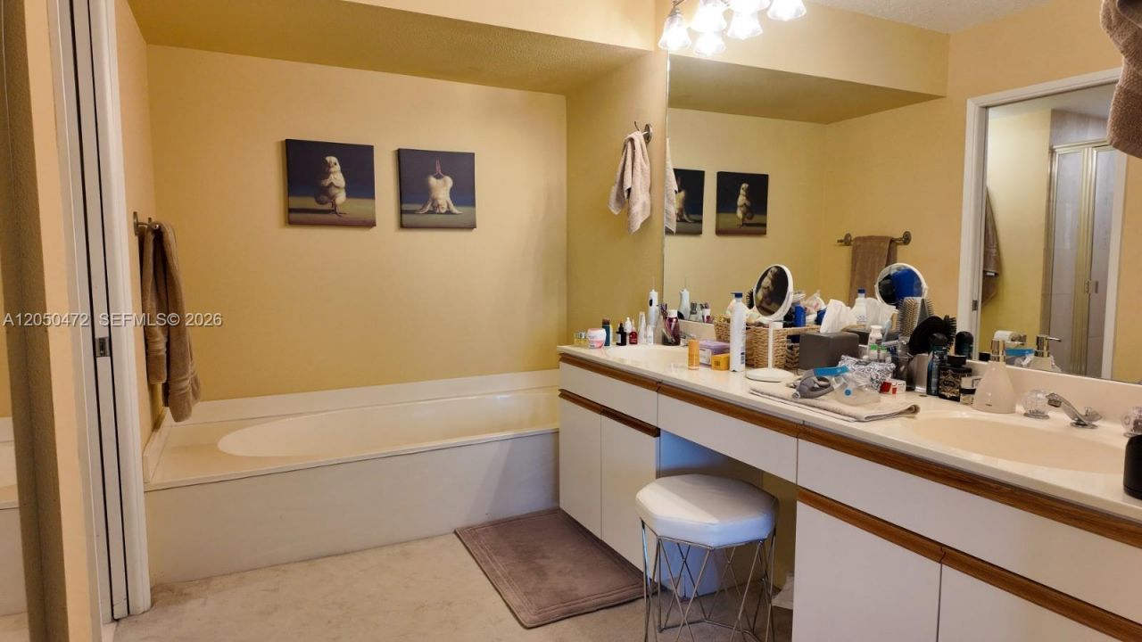 3600 Mystic Pointe Dr , Unit 1111, Aventura, FL 33180 Photo