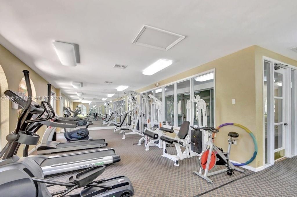 14208 Glenmoor Dr, Unit 14208, West Palm Beach, FL 33409 Photo