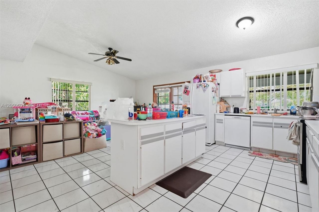 4531 SW 146th Ct, Miami, FL 33175 Photo