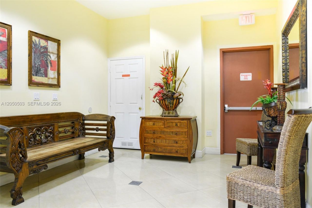 2280 SW 32nd Ave , Unit 213, Miami, FL 33145 Photo