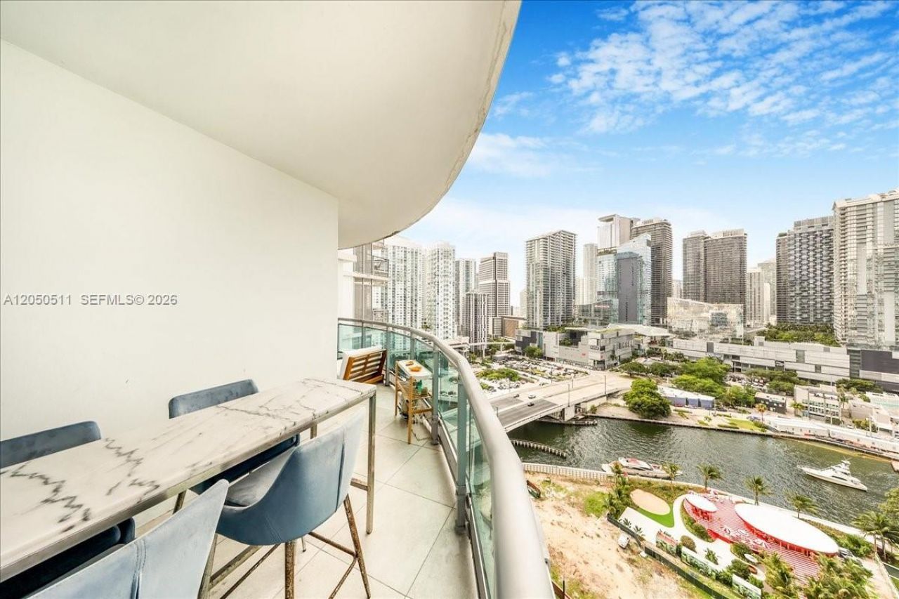 350 S Miami Ave , Unit 2314, Miami, FL 33130 Photo