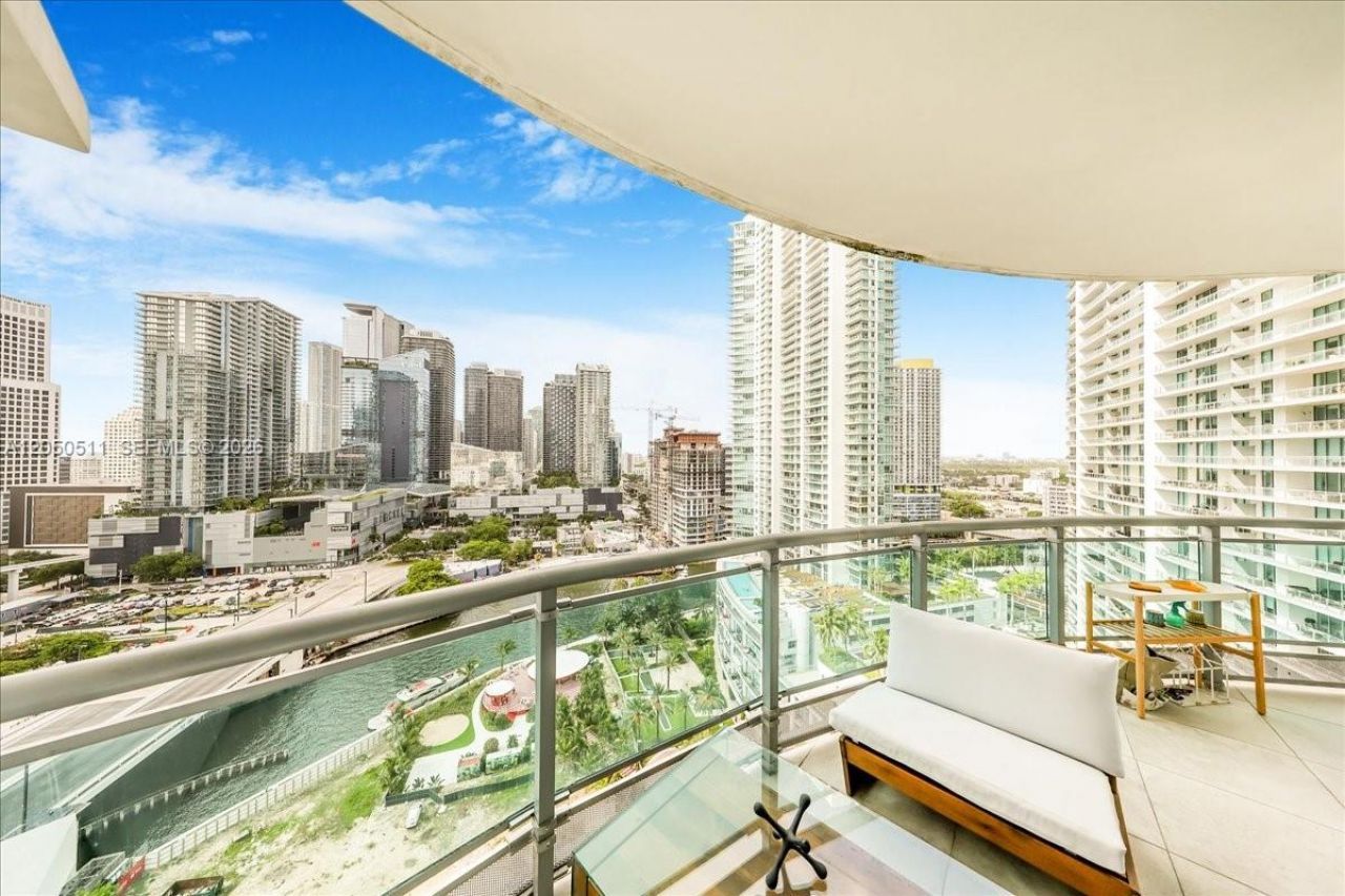350 S Miami Ave , Unit 2314, Miami, FL 33130 Photo