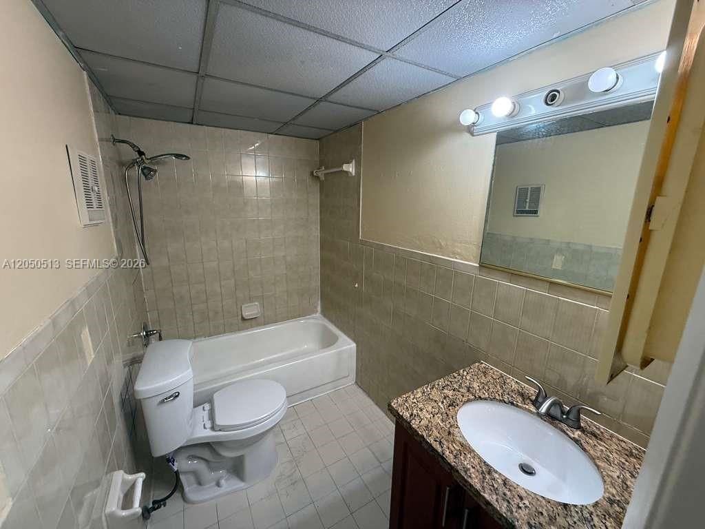 5 Olive Dr , Unit 12, Hialeah, FL 33010 Photo