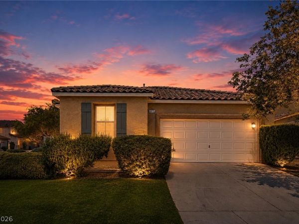 5575 Cresent Valley Street , Las Vegas, NV 89148