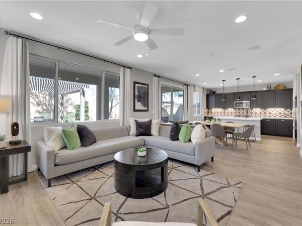 8853 Highland Skye Drive , Las Vegas, NV 89166
