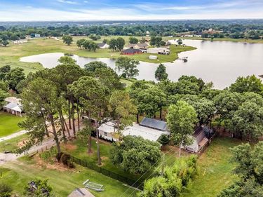6000 Tranquility Drive, Fort Worth, TX 76140