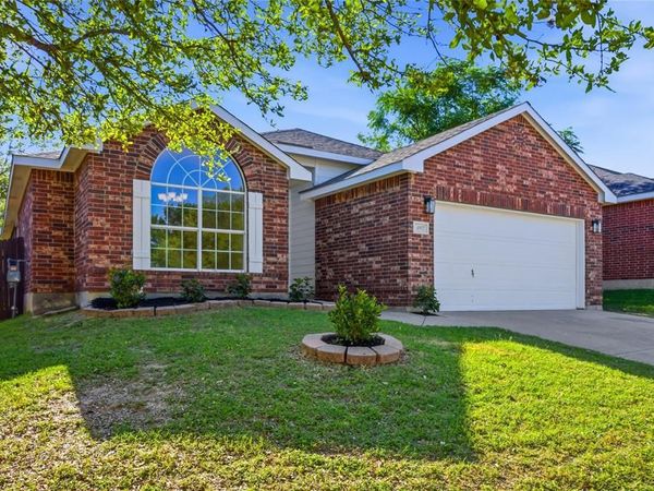 4817 Barnhill Lane, Fort Worth, TX 76135