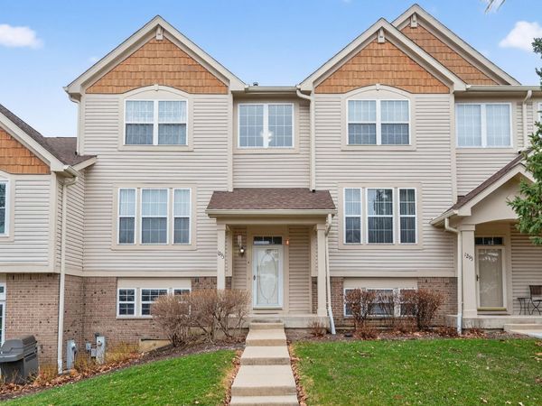1293 Georgetown Way , Vernon Hills, IL 60061