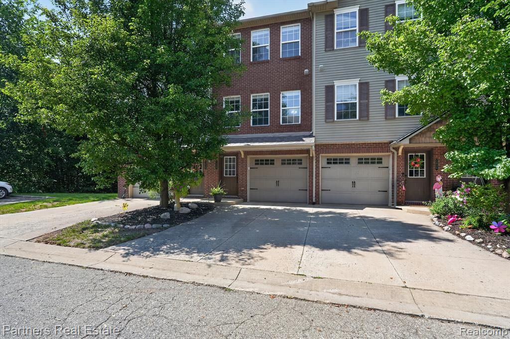 1617 Red Hickory Court, Howell Township, MI 48855 Main Photo