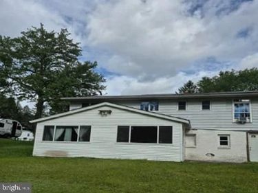 1403 PROSPECT STREET, TOBYHANNA, PA 18466