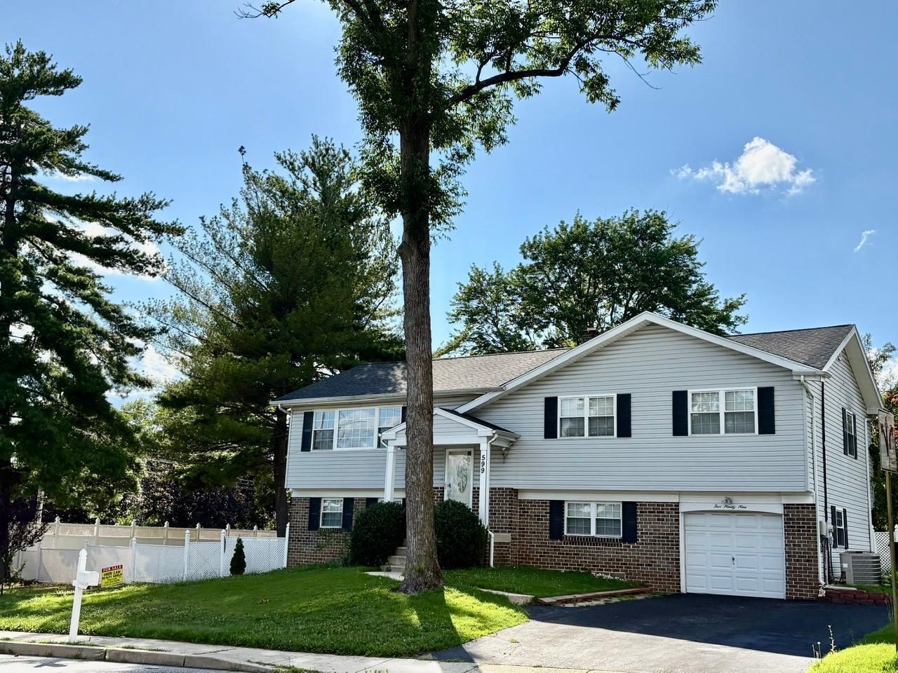 599 ELLIOTT DRIVE, KING OF PRUSSIA, PA 19406