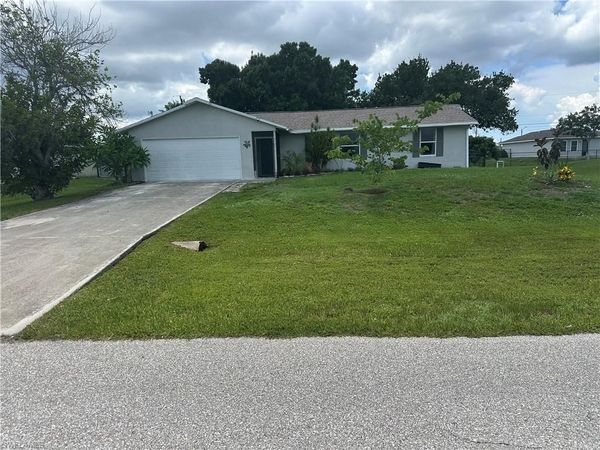 2124 NE 7th PL , CAPE CORAL, FL 33909