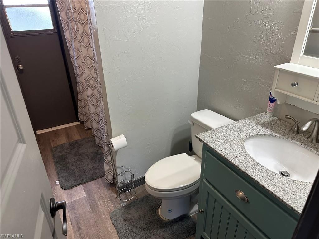 2124 NE 7th Pl , Cape Coral, FL 33909 Photo