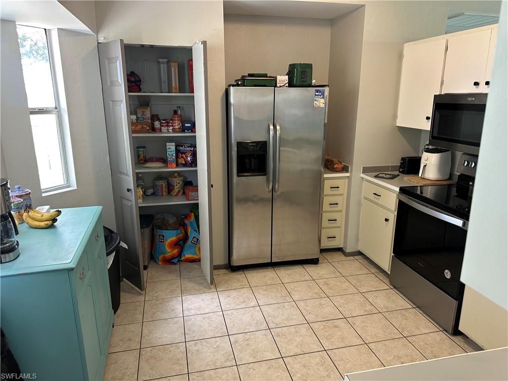 2124 NE 7th Pl , Cape Coral, FL 33909 Photo