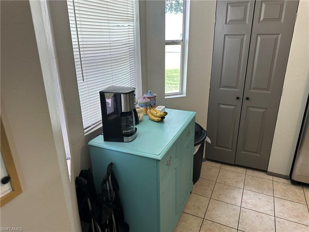 2124 NE 7th Pl , Cape Coral, FL 33909 Photo