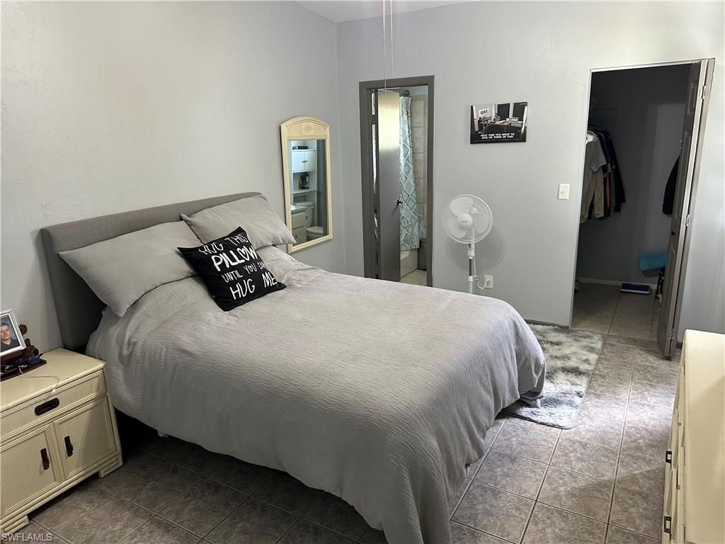 2124 NE 7th Pl , Cape Coral, FL 33909 Photo