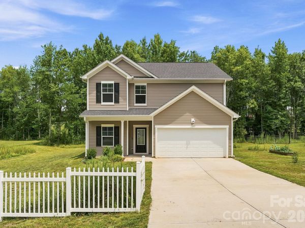 3517 Cambridge Place, Statesville, NC 28625