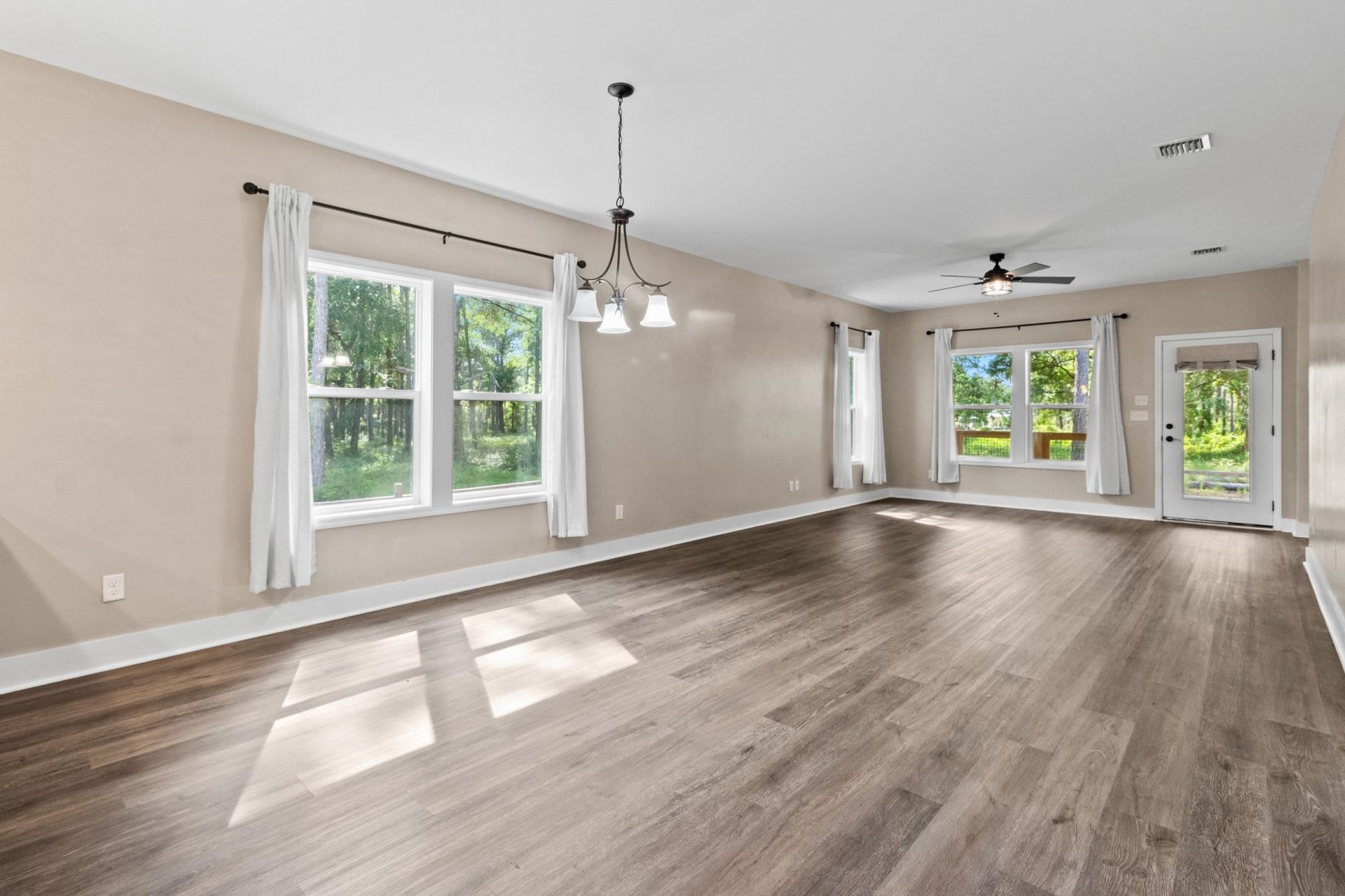 211 Franklin Street, Carrabelle, FL 32322 Photo
