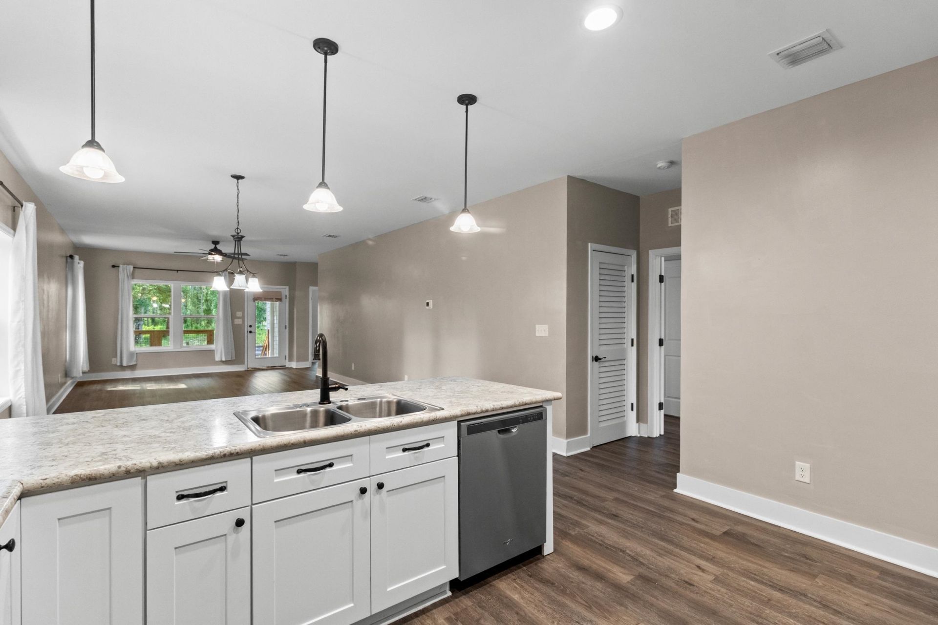 211 Franklin Street, Carrabelle, FL 32322 Photo