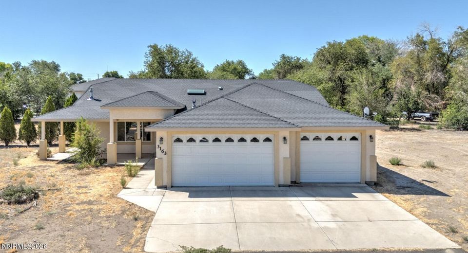 3163 Hannah Calder Court, Fernley, NV 89408 Photo
