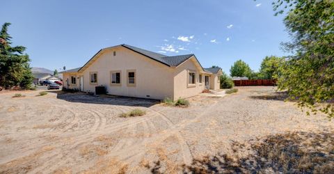 3163 Hannah Calder Court, Fernley, NV 89408 Photo