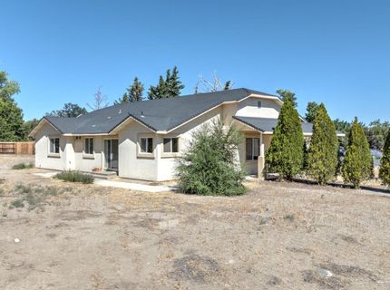 3163 Hannah Calder Court, Fernley, NV 89408 Photo