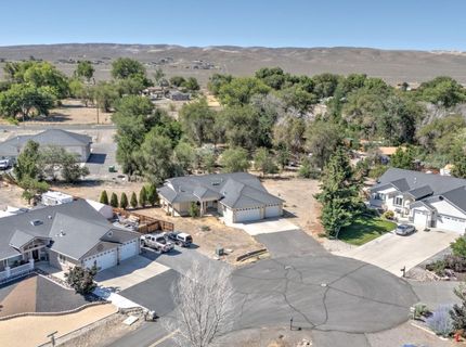 3163 Hannah Calder Court, Fernley, NV 89408 Photo