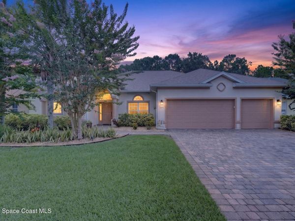 2071 Thornwood Drive SE , Palm Bay, FL 32909