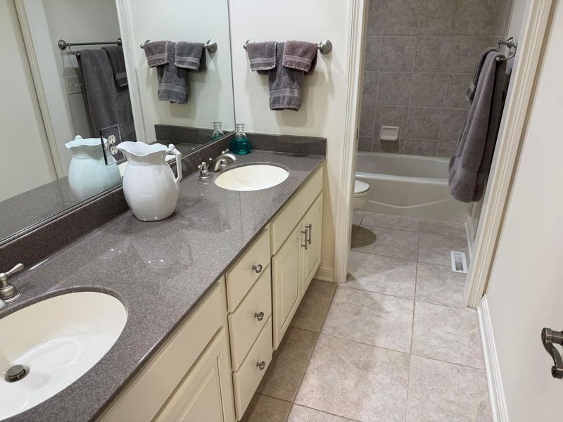 5710 Ennishannon Place, Unit 42, Dublin, OH 43016 Photo 20