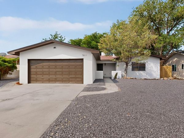 7811 Buckboard Avenue NE, Albuquerque, NM 87109