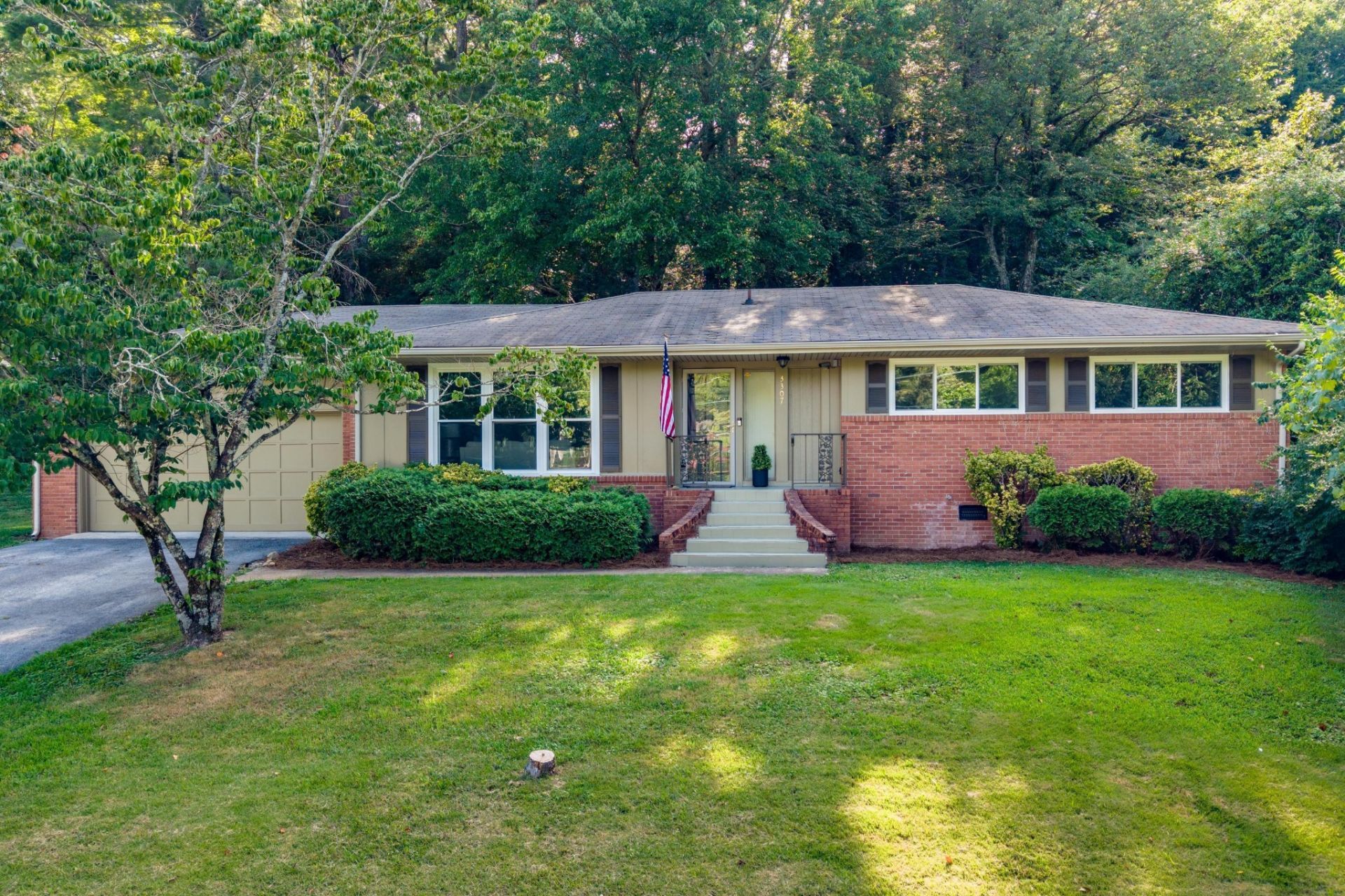 3307 Haywood Avenue, Chattanooga, TN 37415 Main Photo