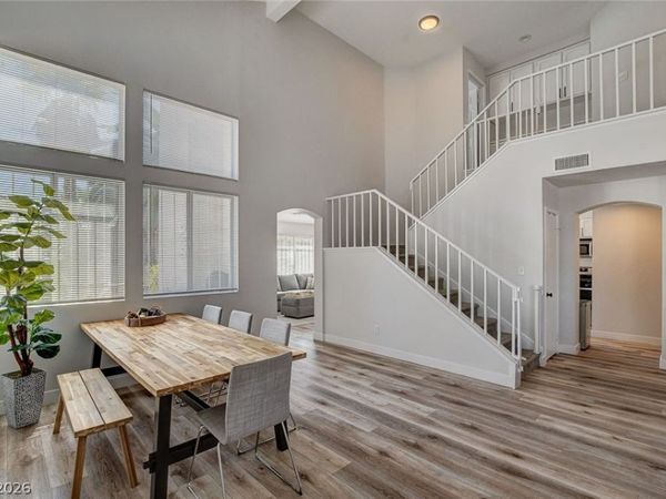 8626 Tiverton Road , Las Vegas, NV 89123