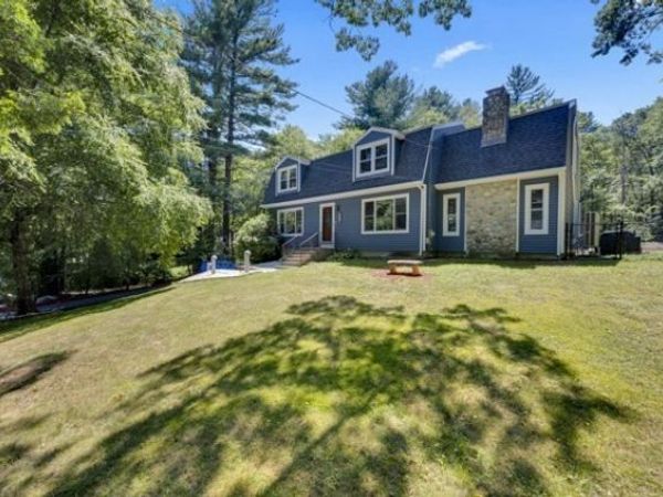 77 Larned Rd, Oxford, MA 01540