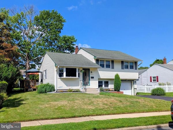 3641 DEEPWATER LANE, BROOKHAVEN, PA 19015