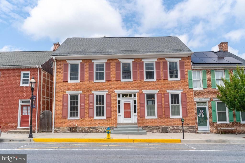 220 W MAIN STREET, EMMITSBURG, MD 21727