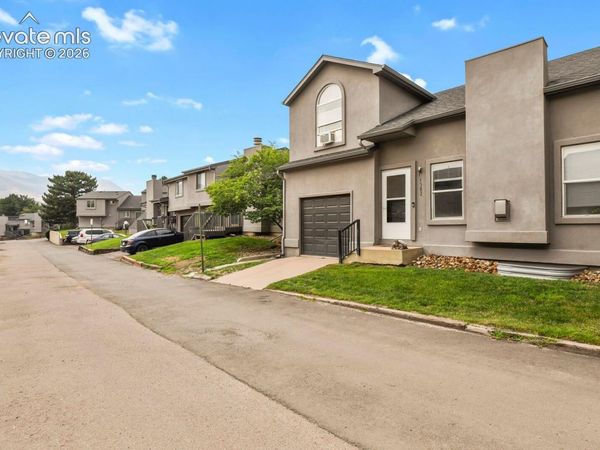 1582 Territory Trail, Colorado Springs, CO 80919
