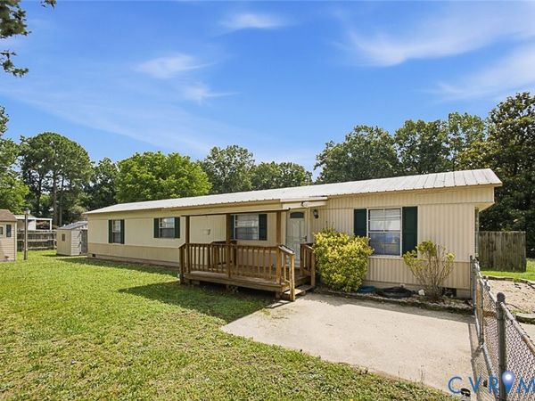 2302 Swift Bluff Drive , Colonial Heights, VA 23834