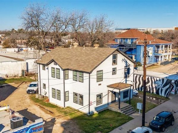 107 Fry Street, Unit 205, Denton, TX 76201