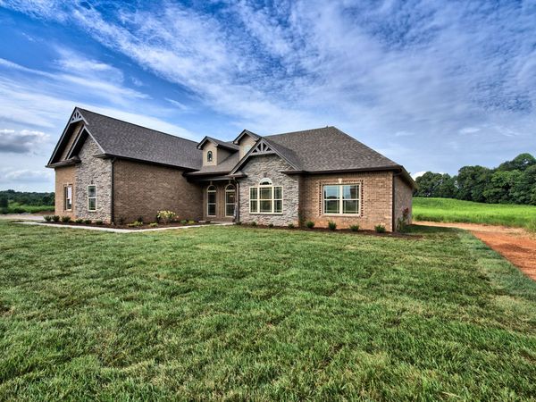 2641 Remington Trce , Clarksville, TN 37043