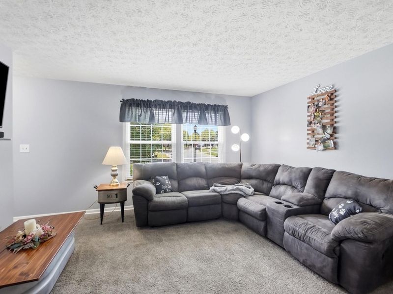 2274 Stargrass Avenue, Grove City, OH 43123 Photo 3