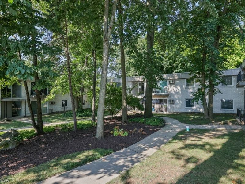 996 S Lincoln Street, Kent, OH 44240 Photo 2